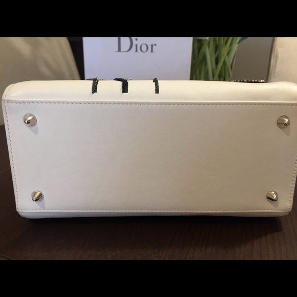SOLD!💥Dior Lady Dior limited edition Medium - Picture 7 of 15